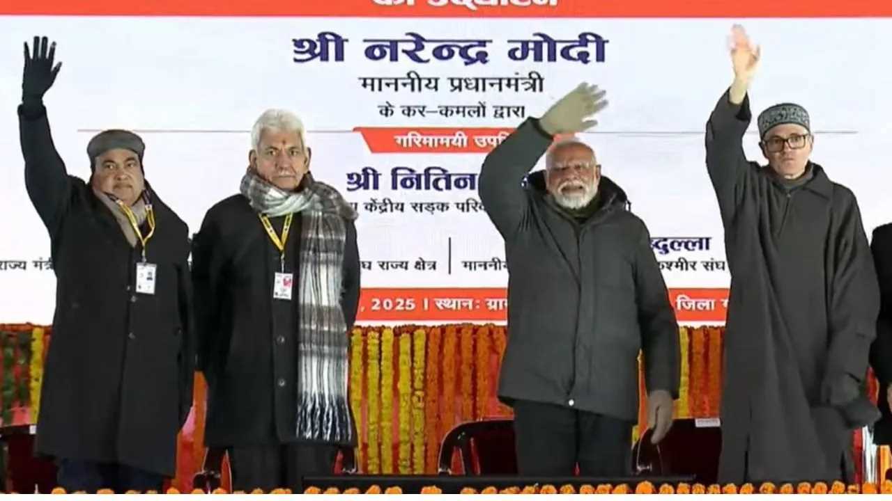 मोदी राज्य का दर्जा बहाल करने का वादा पूरा करेंगे , उमर ने जताया विश्वास मोदी राज्य का दर्जा बहाल करने का वादा पूरा करेंगे , उमर ने जताया विश्वास